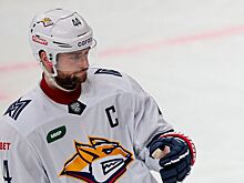 «Показалось, он не готов». Разин — о непопадании в состав «Металлурга» капитана Яковлева