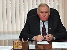Семья депутата облДумы, дисквалифицированного за невыплату зарплаты, за год заработала более 66 млн рублей