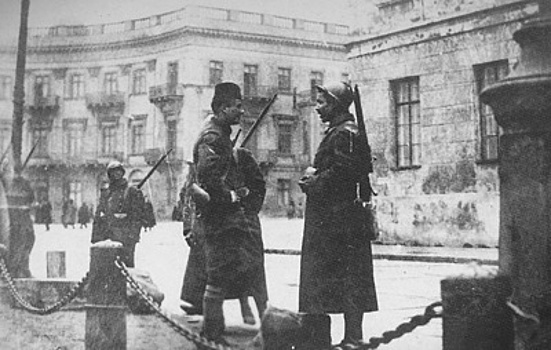 Одесская эвакуация-1919: Украина решила подчиниться Франции, Франция испугалась и ушла