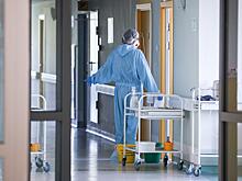 В новокузнецком роддоме под наблюдением остаются четыре ребенка