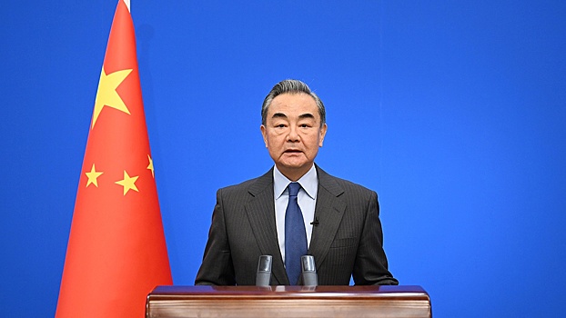 Ван И оценил отношения Китая и России