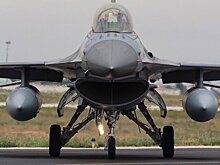 Салливан: США вместе с союзниками решат, кто поставит Киеву F-16