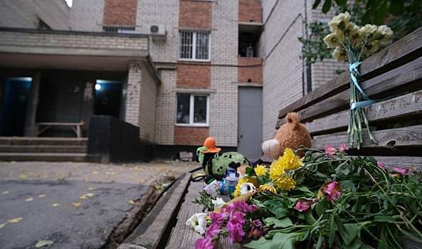 Волгоградцы обсуждают мемориал погибшему ребенку, отмену противопожарного режима и ботулизм