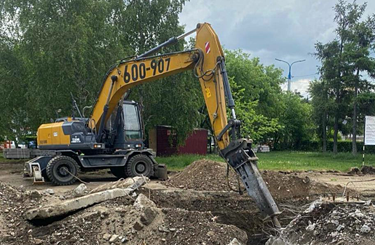 Мэр Руслан Болотов о ходе благоустройства: На общественных пространствах в Иркутске закончились демонтажные работы