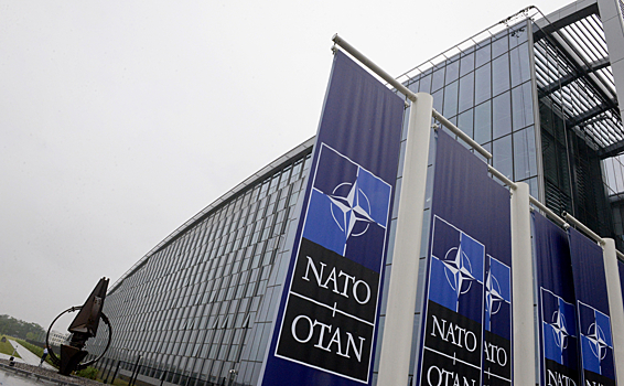 США передали НАТО протоколы о принятии Финляндии и Швеции в альянс