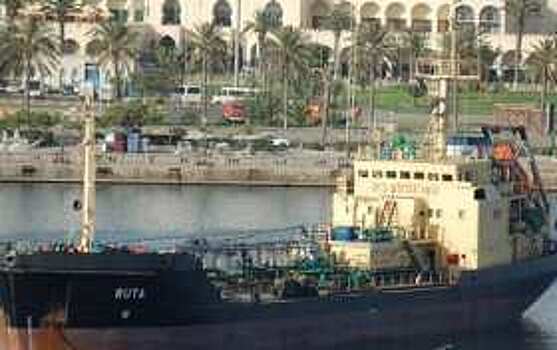 СМИ: В Ливии арестованы 14 украинских моряков за контрабанду нефти