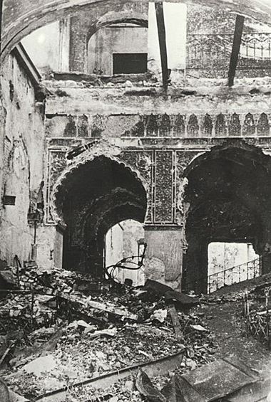 Территория лагеря в Крыму был оккупирована. 15 апреля 1944 года войска Отдельной приморской армии освободили «Артек». Лагерь лежал в развалинах.