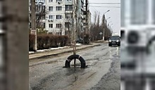 Под Волгоградом коммунальщики соорудили памятник собственной лени