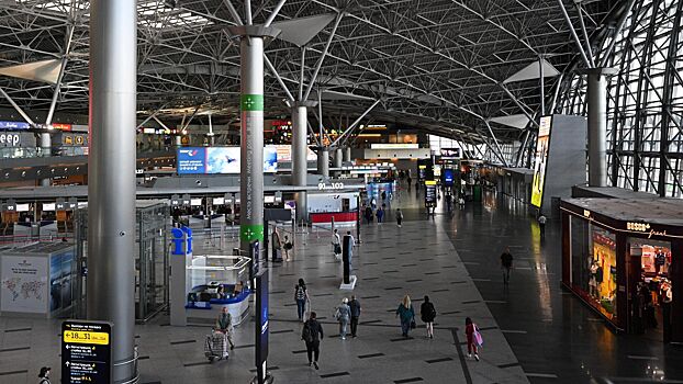 49 пассажиров не улетели из Махачкалы в Петербург из-за нелепой случайности