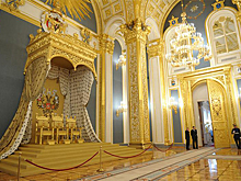 В РФ все чаще обсуждается тема возвращения к монархии