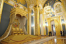 В РФ все чаще обсуждается тема возвращения к монархии