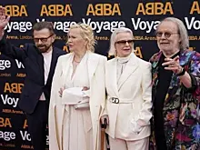 Солисты группы ABBA вместе вышли в свет впервые за 36 лет