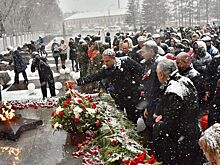 В Красноярске состоялся традиционный митинг с участием ветеранов и спортсменов