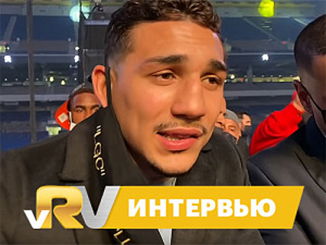 Выпивший Теофимо Лопес жёстко послал Ломаченко — видео