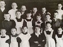 Фотомарафон "100-летие ТАССР": сельская учительница Анна Алексеевна Степанова и ее класс, 1970-е