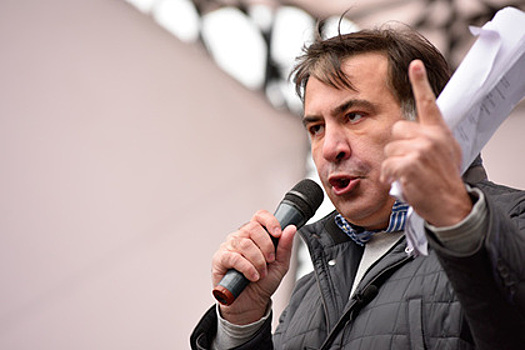 Саакашвили: Порошенко попросил атаковать Тимошенко