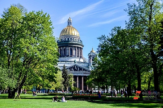Петербург вошел в топ-10 популярных направлений для путешествий всей семьей