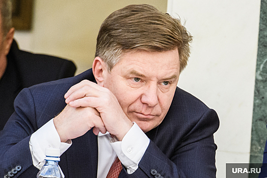 Свердловский губернатор остановил выборы своего нового полпреда