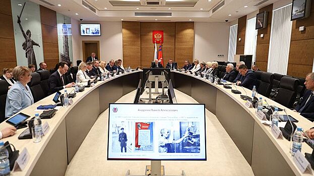 В Душанбе более 400 человек приняли участие в забеге к 80-летию Победы