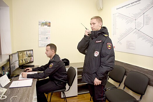 На пригородном вокзале Новосибирск-Главный стало больше полицейских