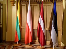 В Москве отреагировали на введение странами Балтии и Польшей запрета на въезд для россиян