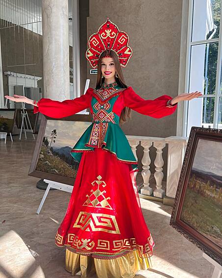 Мисс Россия — 18-летняя Валентина Алексеева