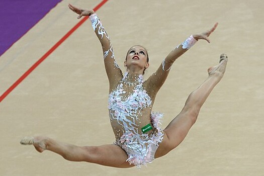 Российская гимнастка поразила поклонников своей растяжкой