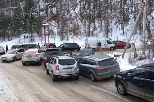 Сотрудники заповедника «Столбы» пожаловались на автомобилистов