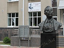 В Курске чествовали лучшего литератора