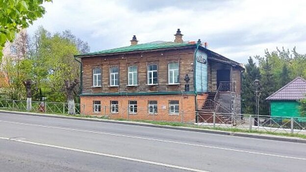 В Пензе началась реставрация старинного дома на ул. Куйбышева