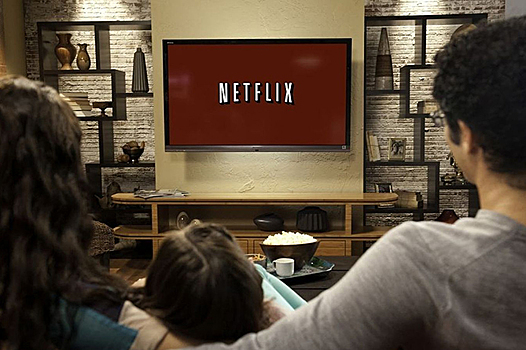 Доходы гендиректора Netflix выросли на 48%