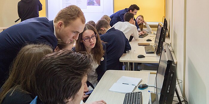 Востребованная профессия: сколько первокурсников изучают ИТ-технологии в вузах Москвы