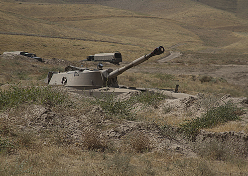 Артиллерийские подразделения 201 российской военной базы в Таджикистане провели тактико-специальные учения с боевой стрельбой