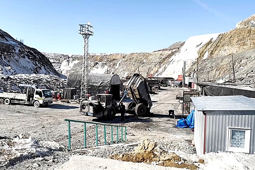 МЧС: На руднике "Пионер" приступили к бурению второй разведывательной скважины