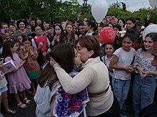 Кортежу Валерии Адлейба перегородили путь в Гудауте