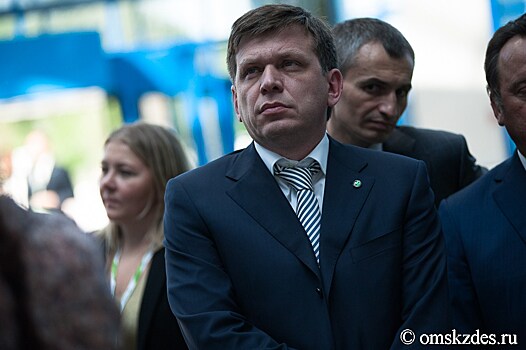 Игорь Меркулов покидает омский Сбербанк и Россию