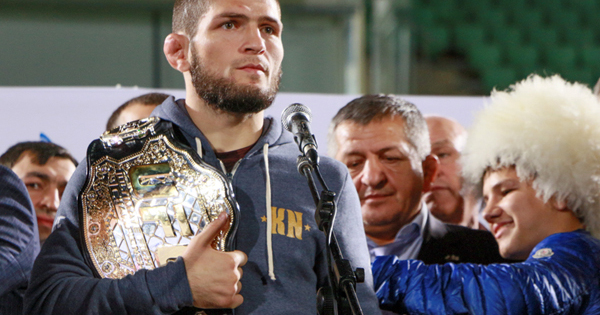 Бой Хабиба Нурмагомедова и Дастина Порье покажут на «Анжи