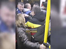 Пассажиры устроили массовую драку в омском автобусе