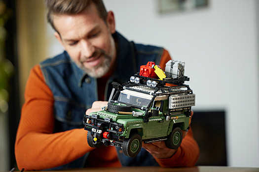 Lego выпустил набор с классическим Land Rover Defender 90