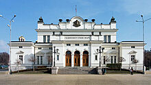 Парламент Болгарии одобрил перестановки в правительстве