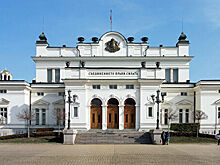 Парламент Болгарии одобрил перестановки в правительстве