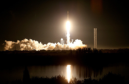 SpaceX вывел на орбиту секретный военный космоплан