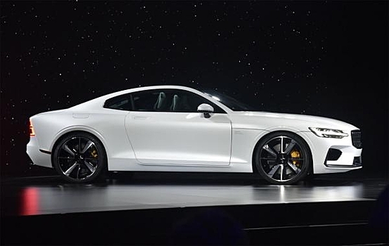 говорит генеральный директор Polestar Томас Ингенлат