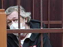 «Ефремову дали золотую середину»