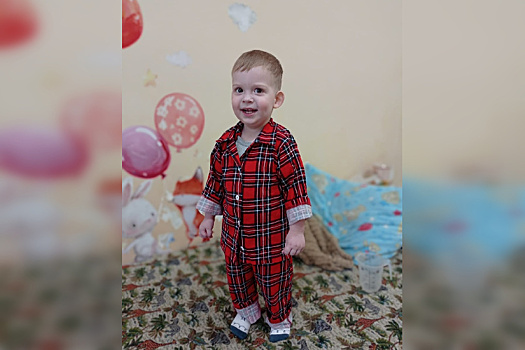 «Плачу от счастья»: сбор на пересадку лёгких в Индии для маленького Лёши из Приамурья закрыли