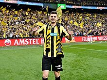 "Витесс" продлил аренду защитника "Челси"