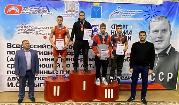 Волгоградец стал серебряным призером крупного турнира по борьбе