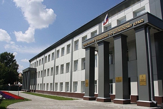 Жителя Алтайского края обвинили в насилии над школьником