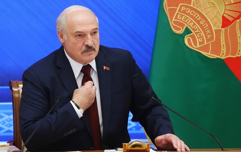 Лукашенко поручил перевести все подразделения МВД на усиленный режим