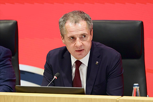 Губернатор Вячеслав Гладков рассказал об обеспеченности Белгородской области медицинскими кадрами